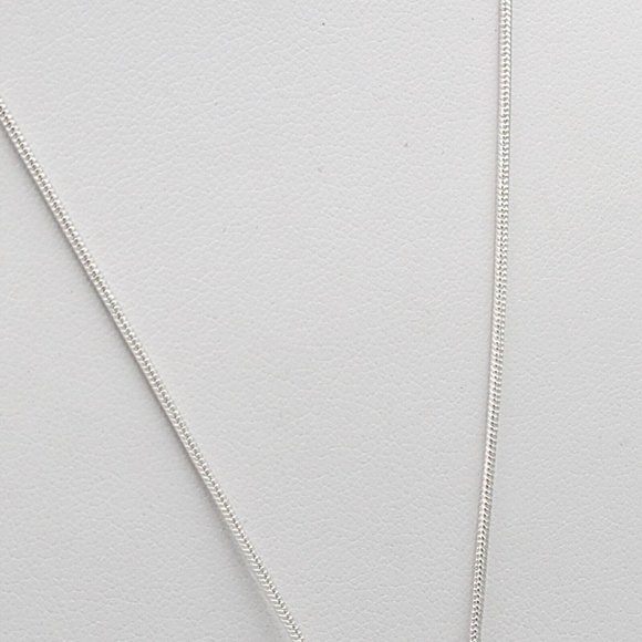 Womens Jewelry Silver Tone Snake Chain Necklace Crystal Heart Pendant 18 in - Picture 5 of 9